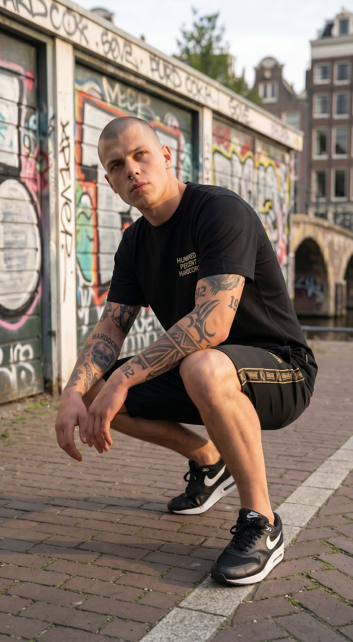 100% Hardcore Boundle T-shirt Hundred + Short Training Pants Essential Gold