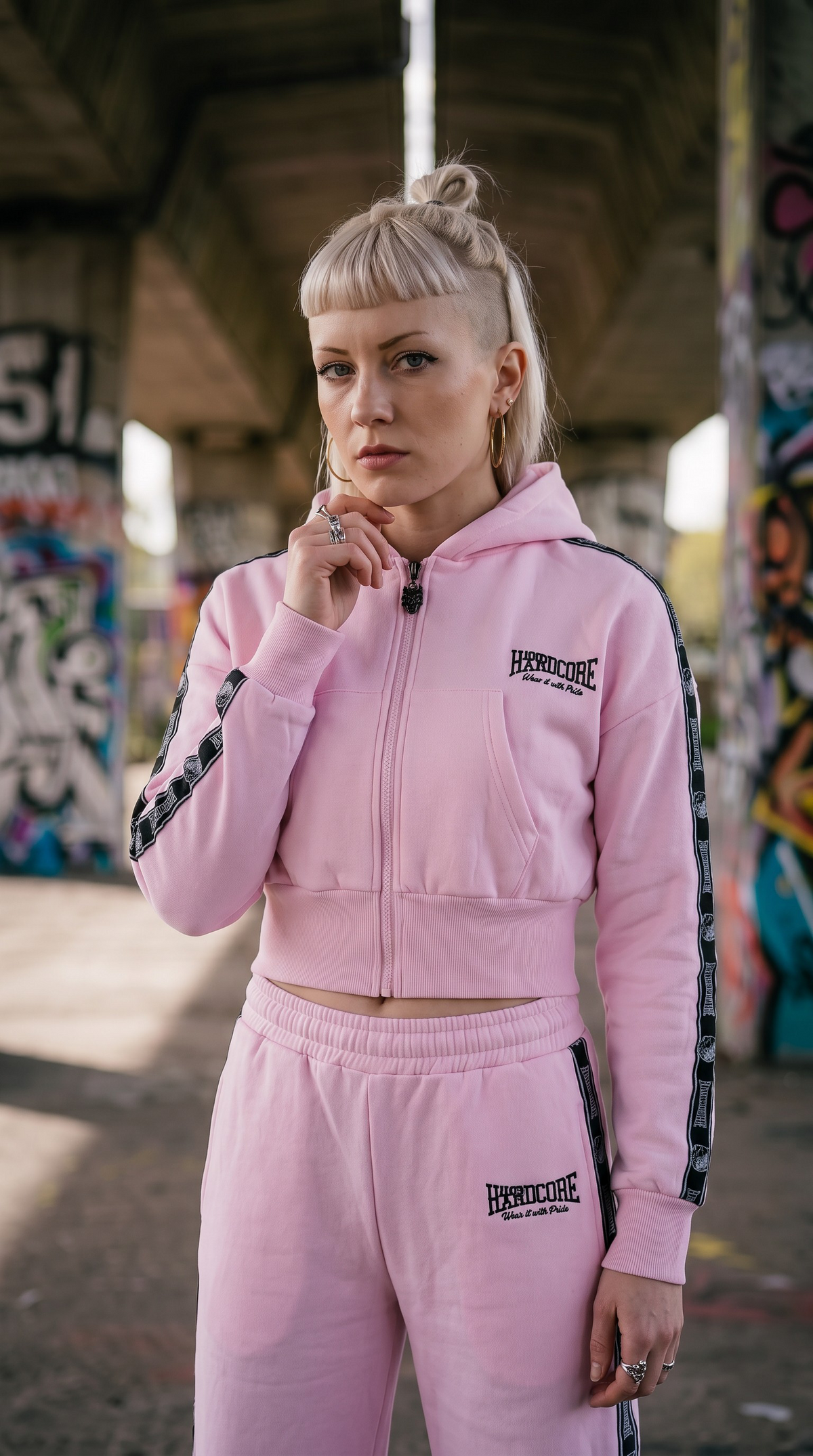 100% Hardcore Cropped Woman Joggingsuit Pink